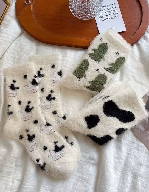 Load image into Gallery viewer, 5 Pairs Womens Socks Lovely Cow Pattern Short Socks Creative Printing Socks Ankle Sock
