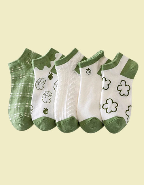 Load image into Gallery viewer, 5 Pairs Womens Socks Lovely Cow Pattern Short Socks Creative Printing Socks Ankle Sock
